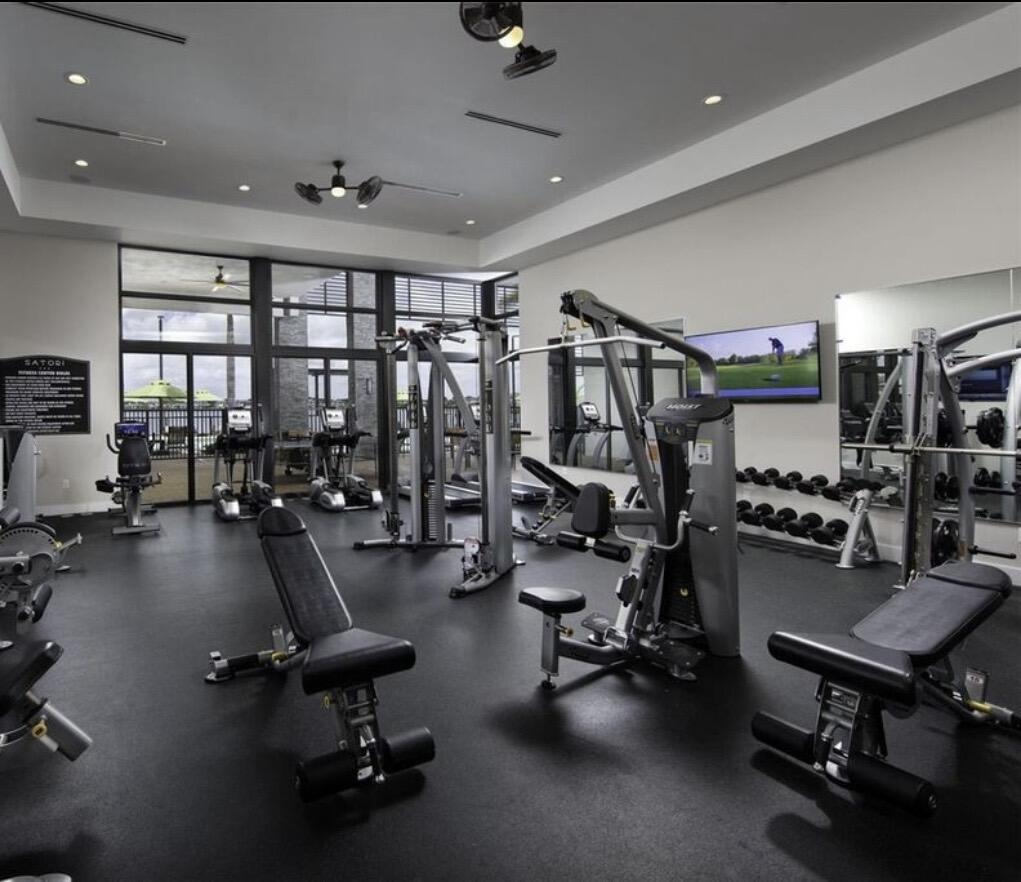 DUNNWOODY LAKE - Residential