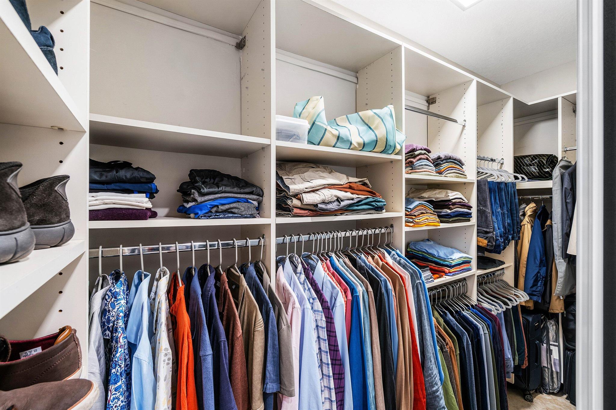 AVALON ESTATES - Residential