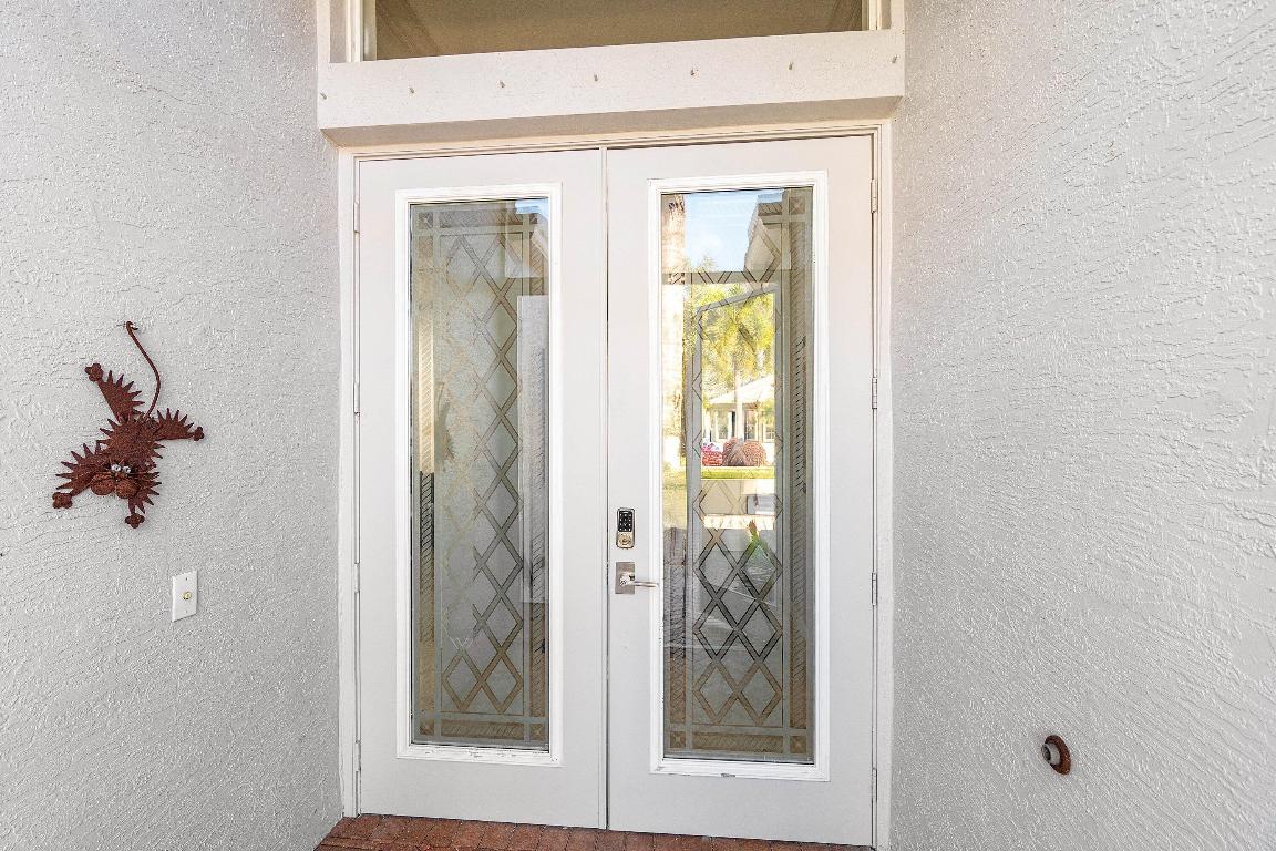 7880 New Holland Way