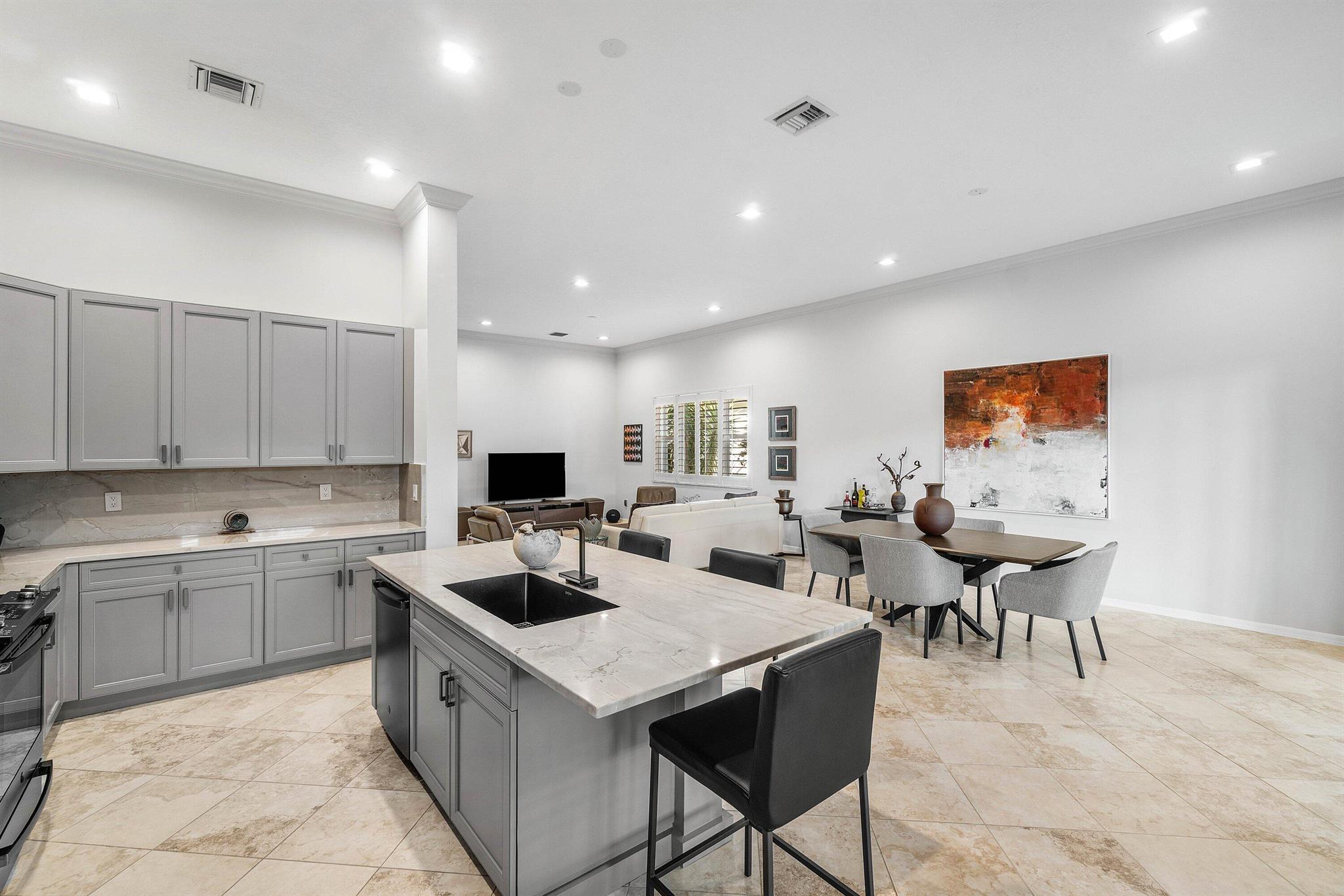 AVALON ESTATES - Residential