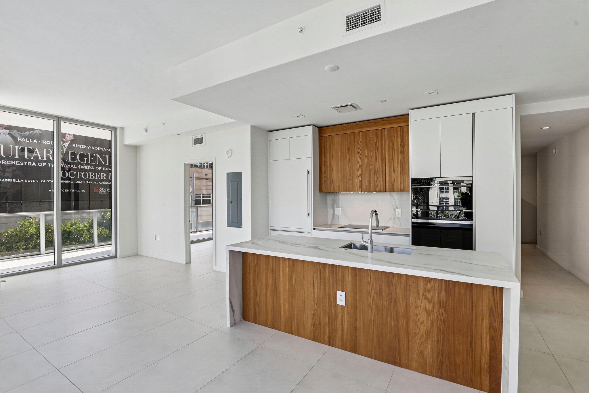 1400 BISCAYNE Boulevard 201