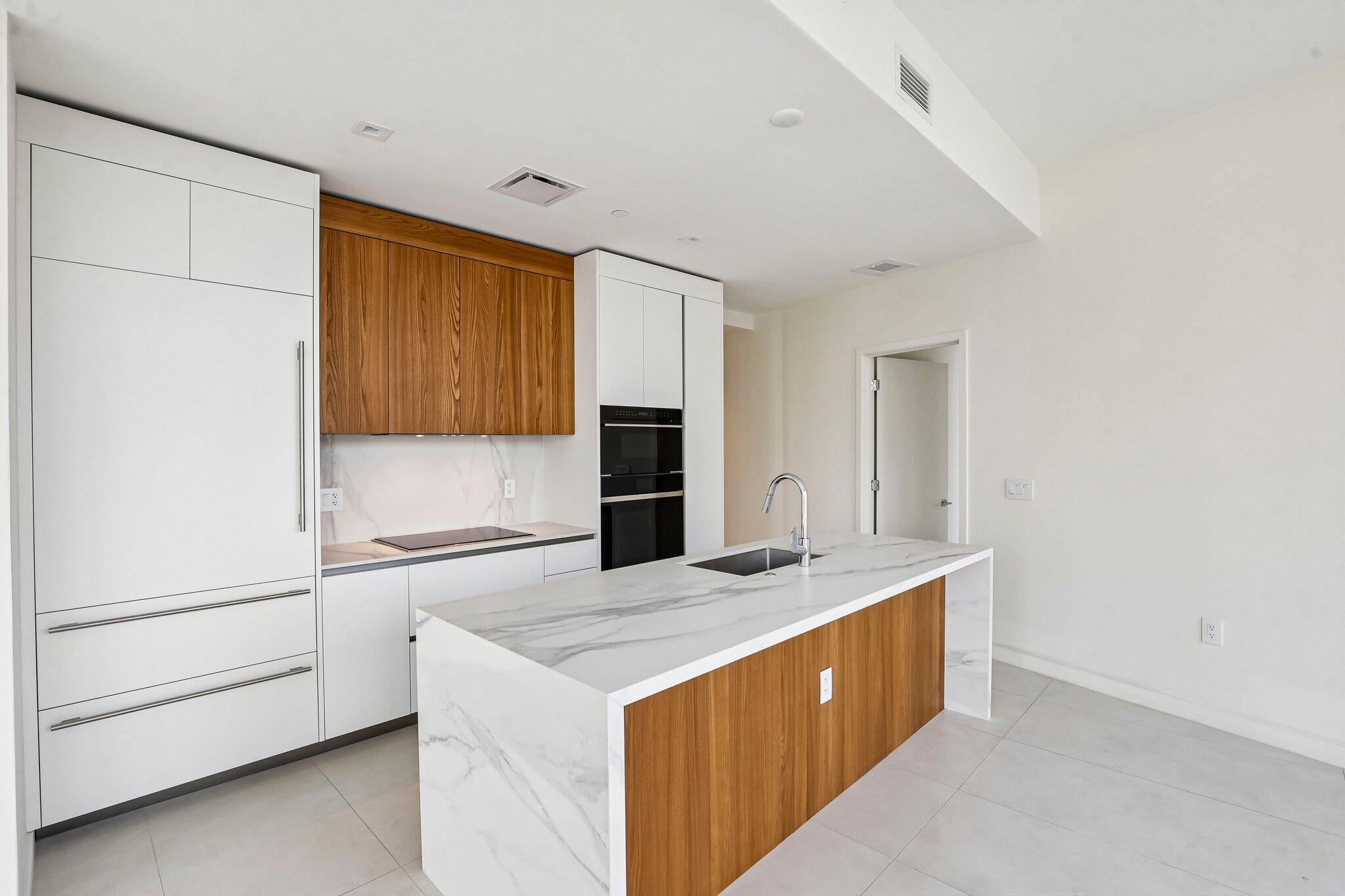 1400 BISCAYNE Boulevard 201
