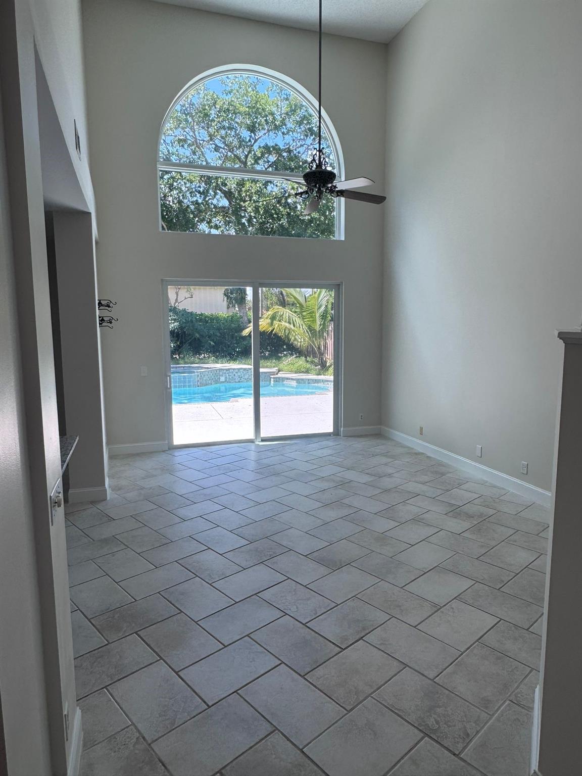 Holiday Spgs Village Sec - Residential Lease