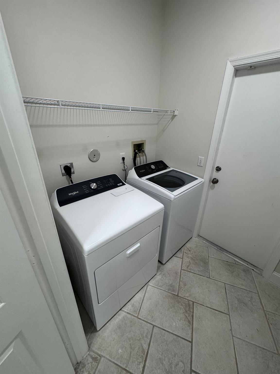 Holiday Spgs Village Sec - Residential Lease