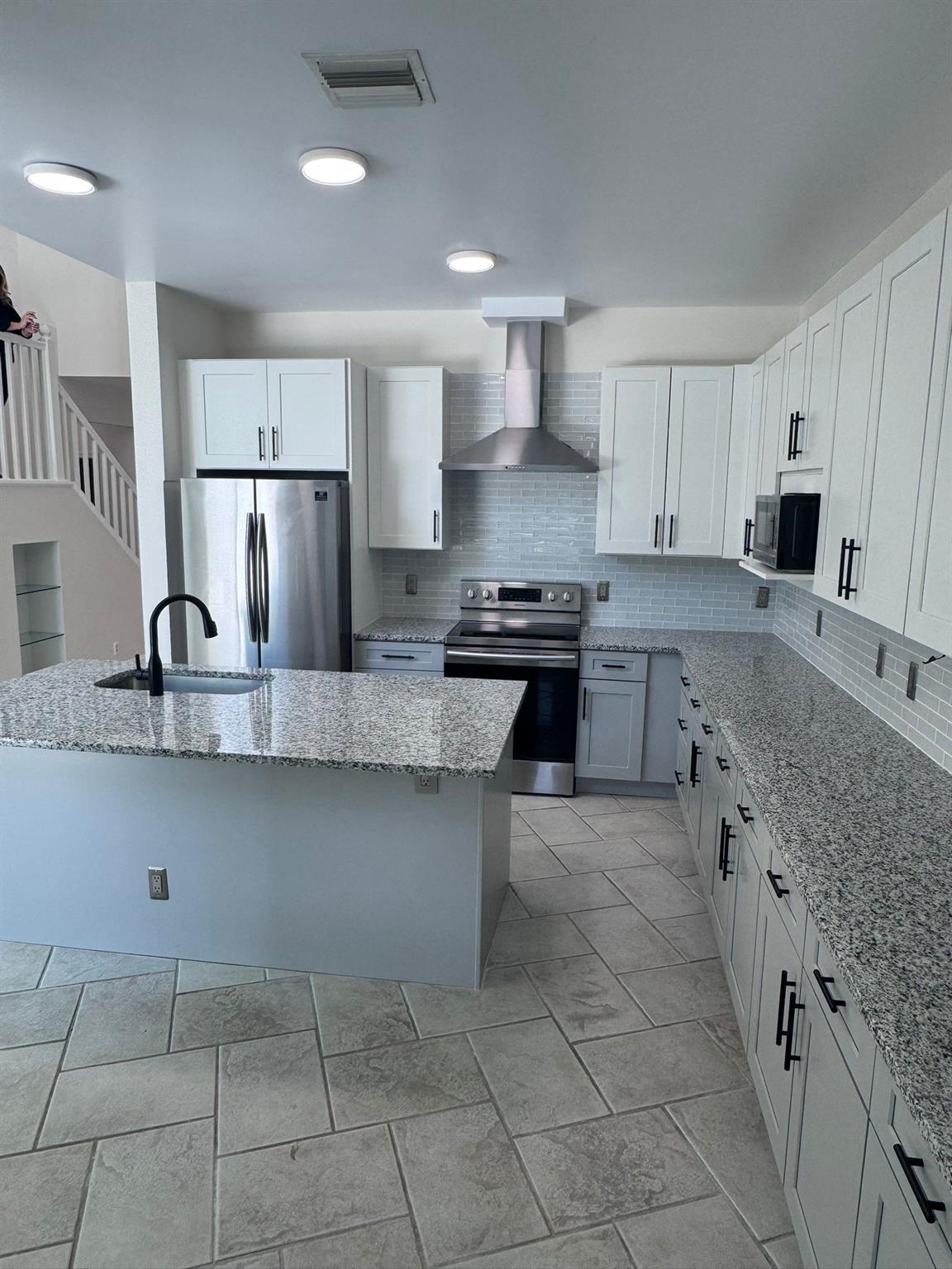 Holiday Spgs Village Sec - Residential Lease