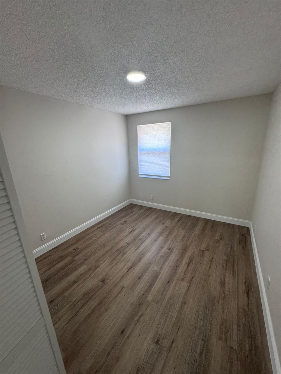 Holiday Spgs Village Sec - Residential Lease