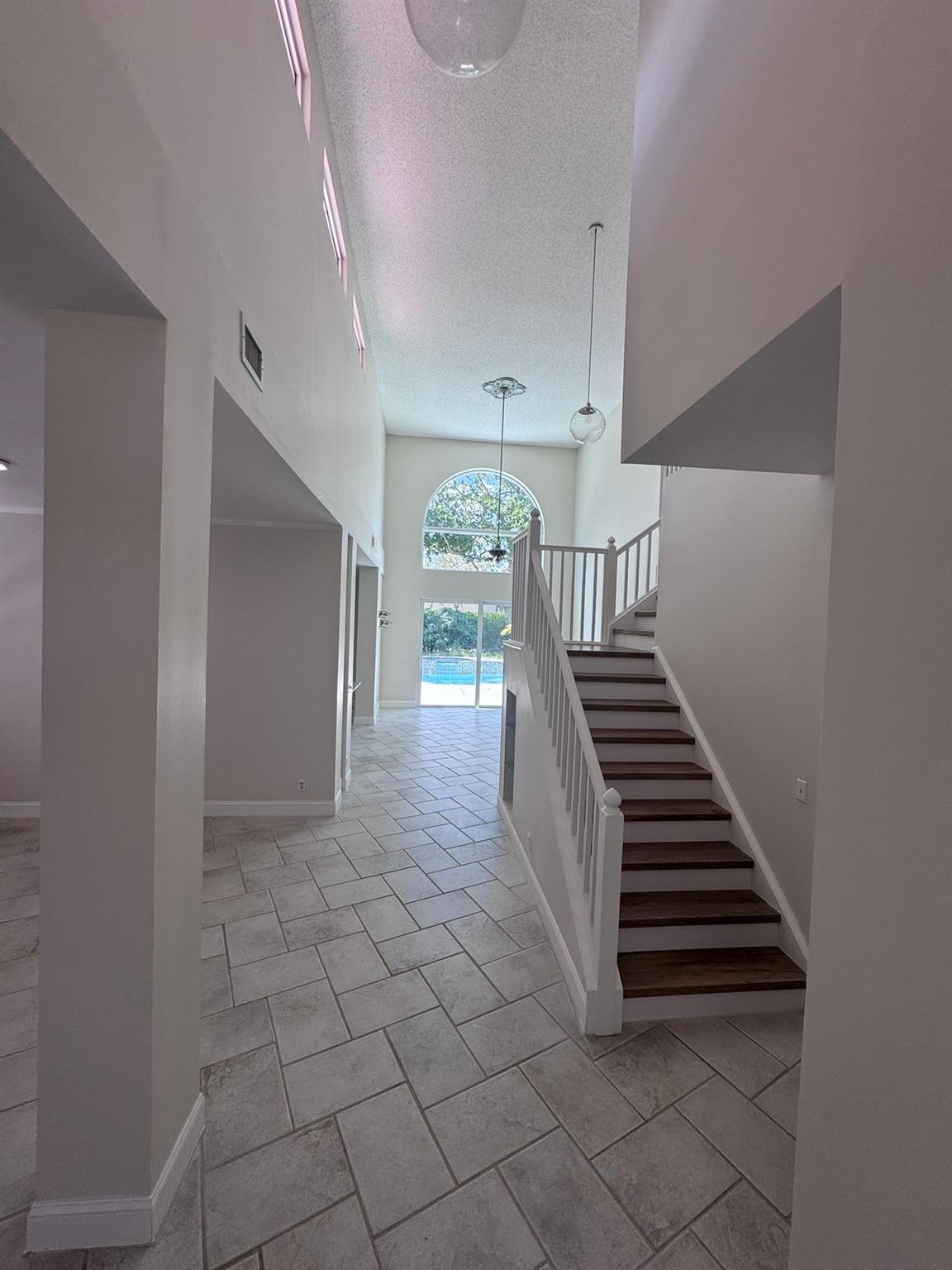 Holiday Spgs Village Sec - Residential Lease