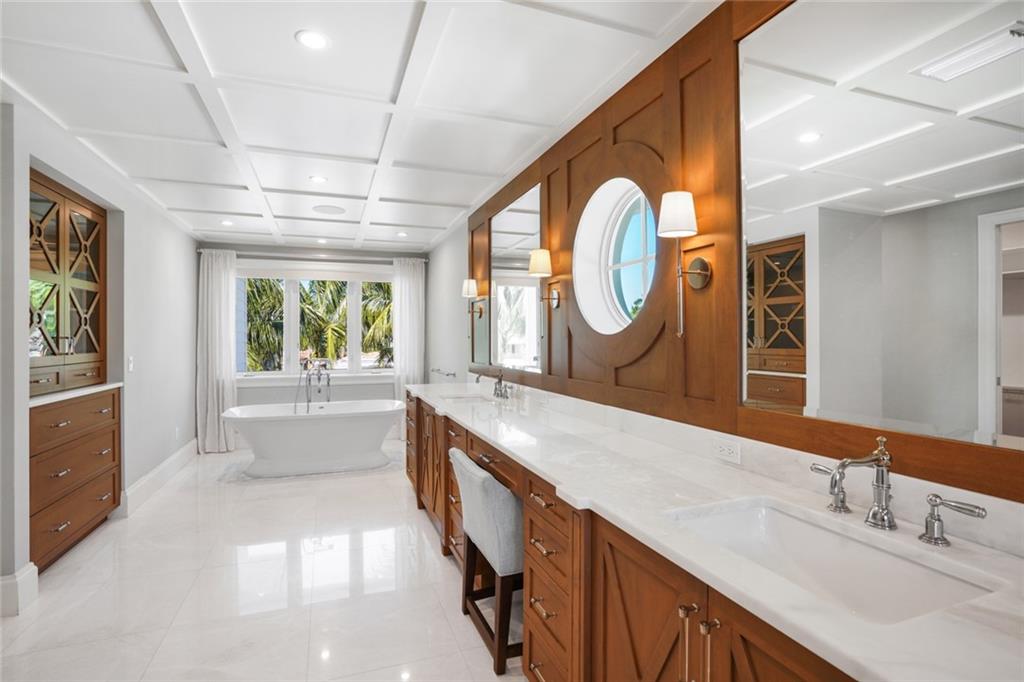 Rio Vista Isles - Residential