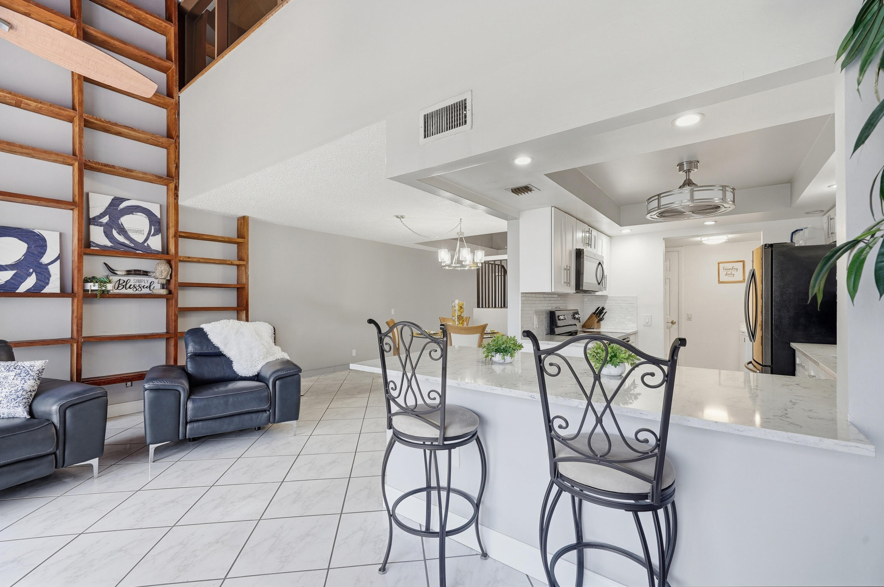 PEMBROKE LAKES SECTION SEVEN - Residential