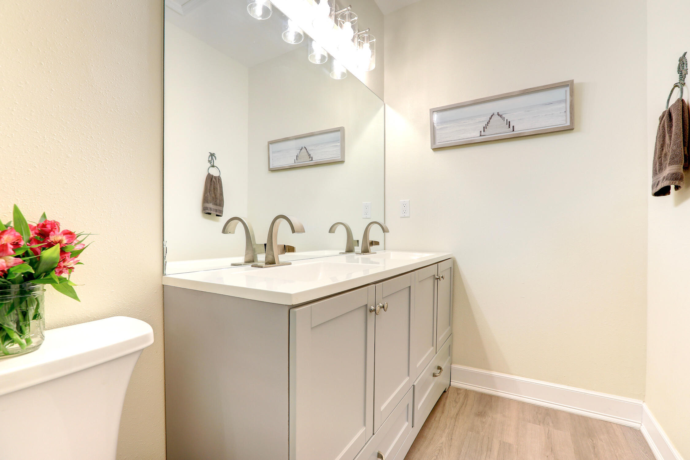 SEBASTIAN HIGHLANDS UNIT 10 - Residential