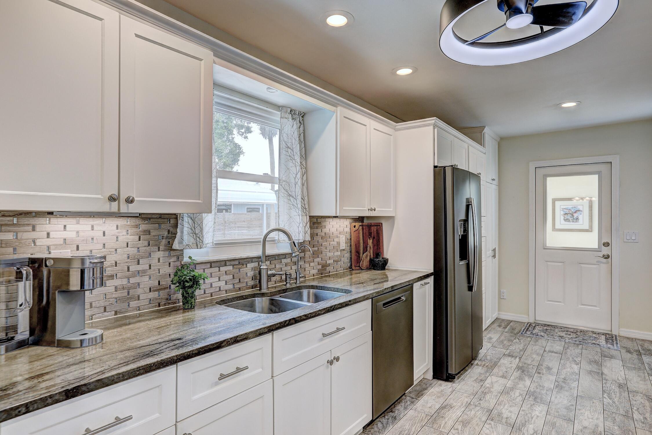 SEBASTIAN HIGHLANDS UNIT 10 - Residential