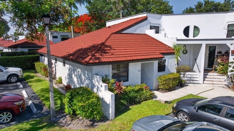 Property photo of 539 Nw 36th Avenue, Deerfield Beach, FL 33442