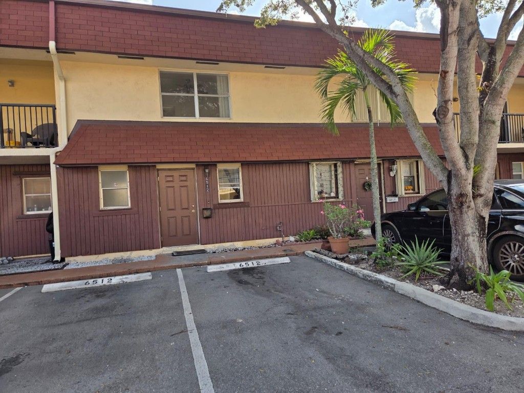 Photo of 6512 SW 41st Place #163, Davie, FL 33314 (MLS # F10543583)