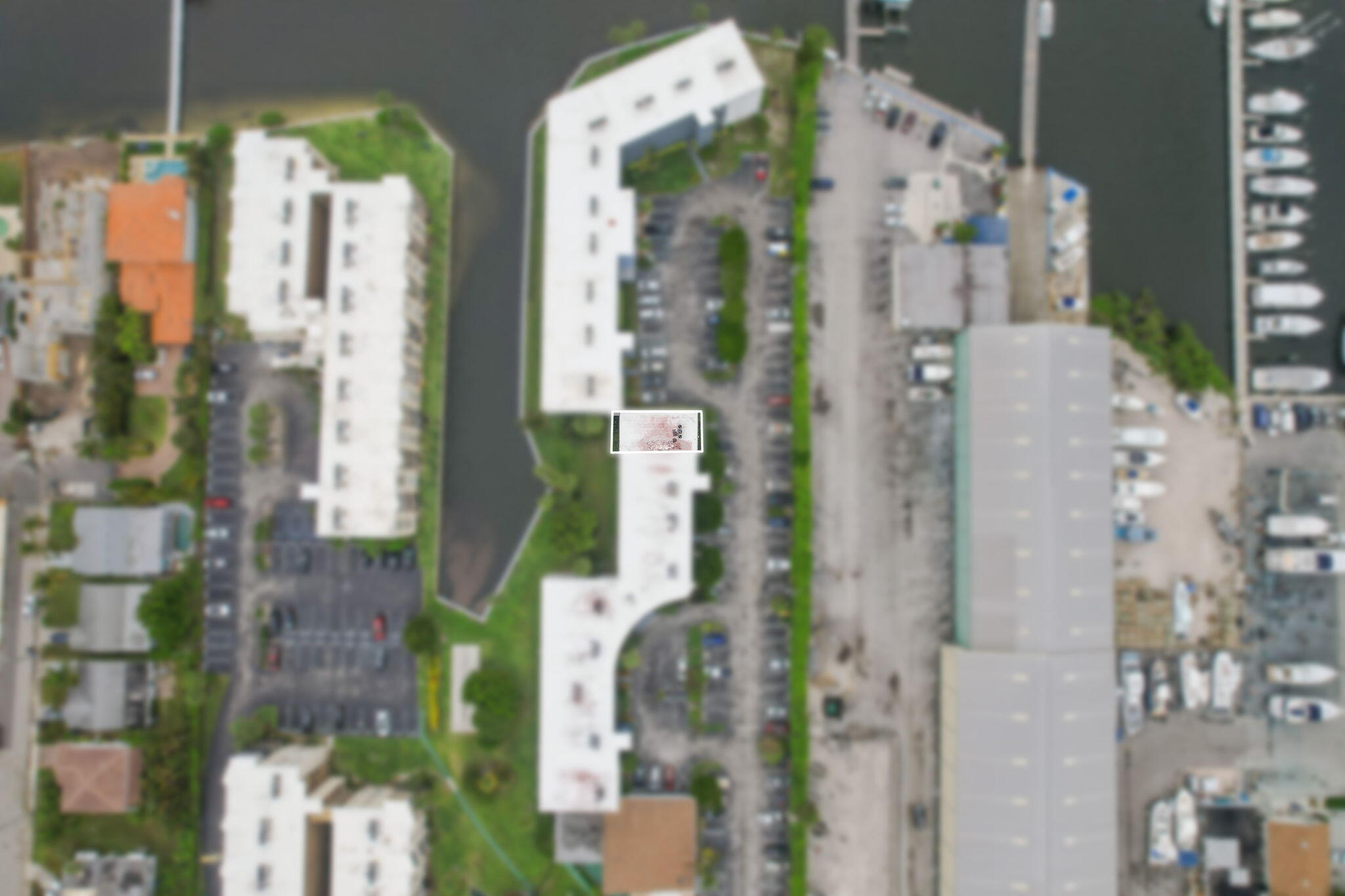 WATERWAY CLUB - Residential