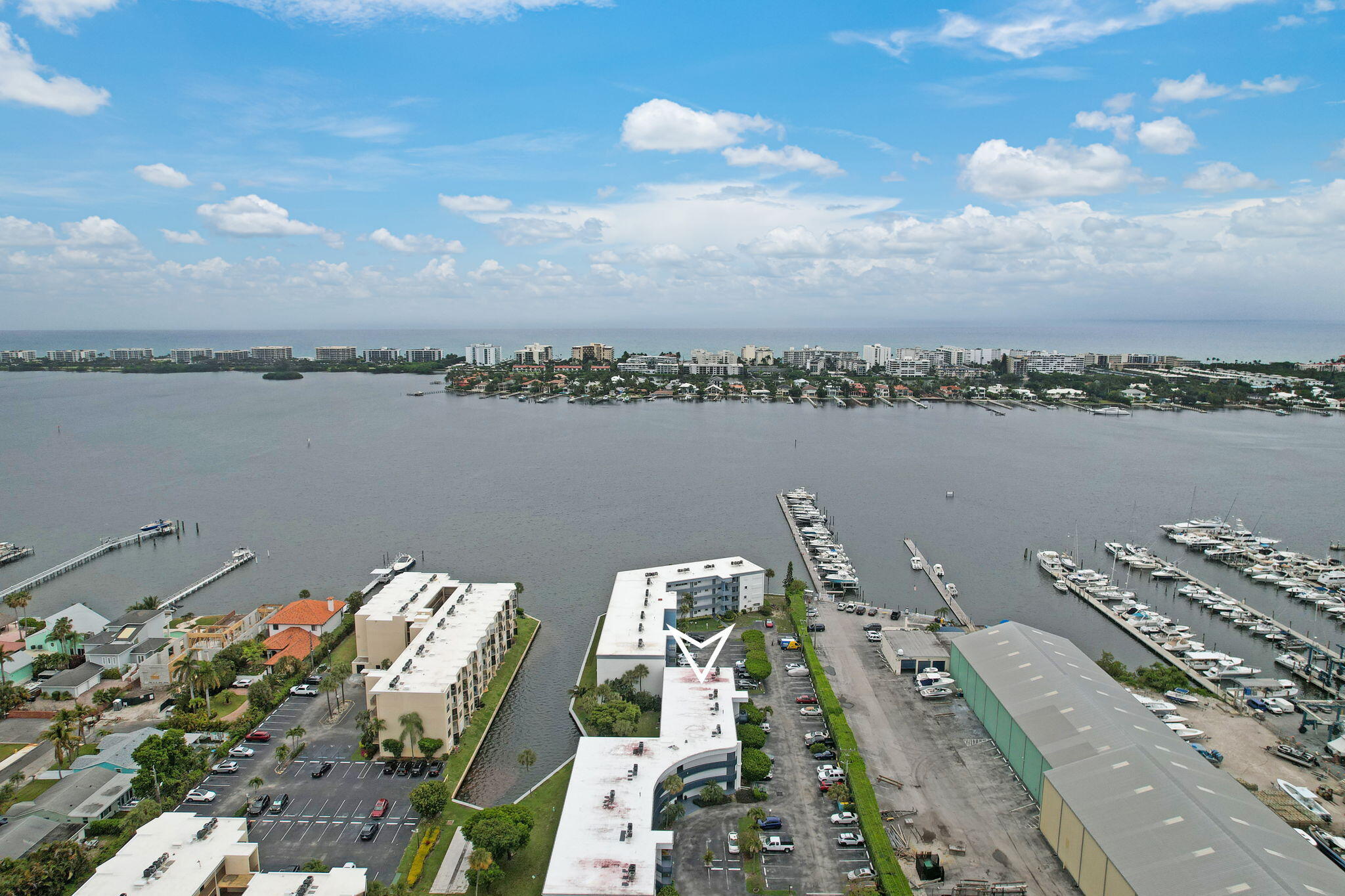 WATERWAY CLUB - Residential