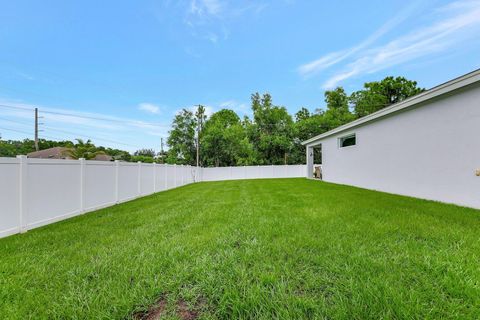 A home in Port St Lucie