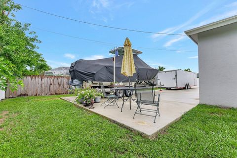 A home in Port St Lucie