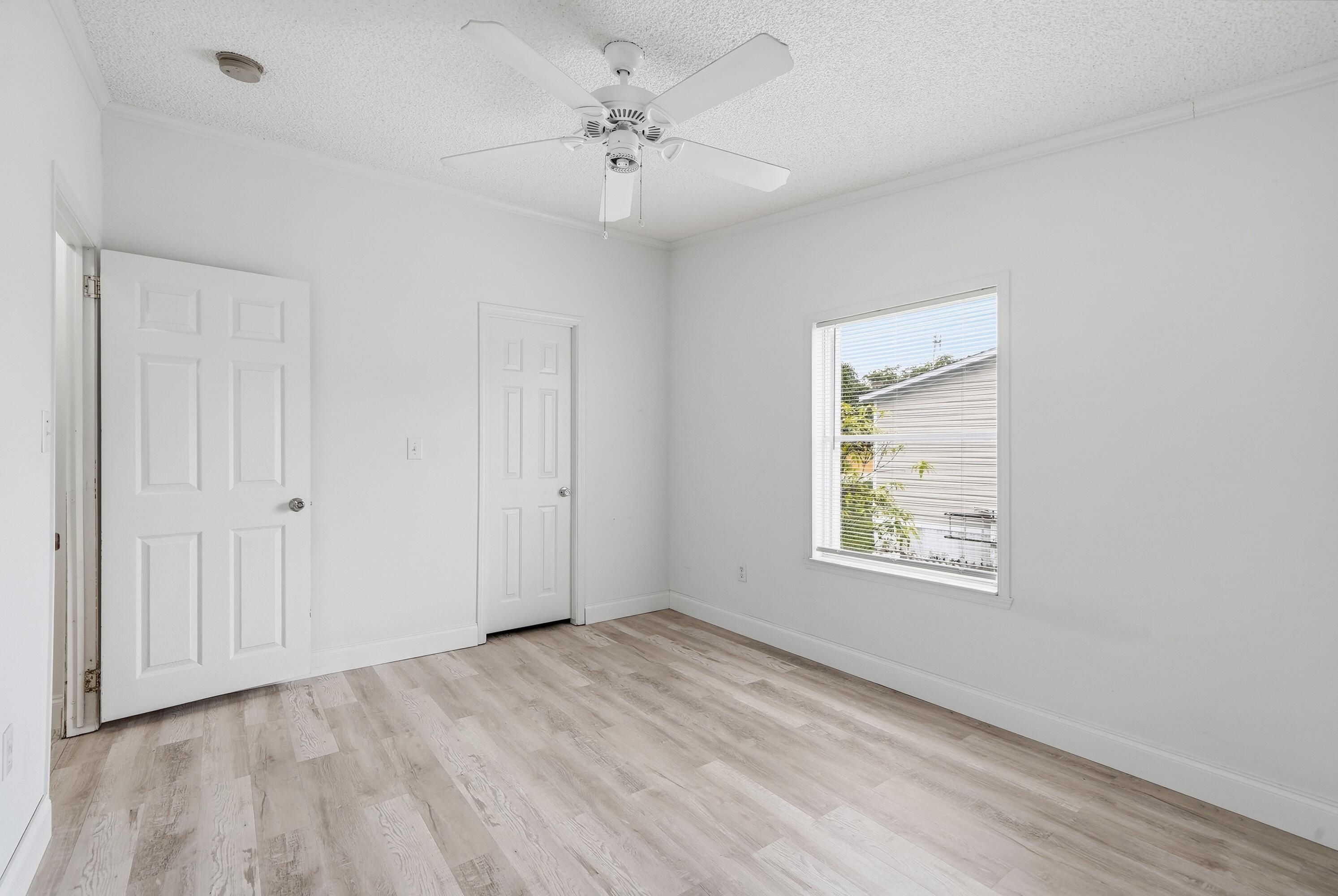SANDALFOOT COVE SEC 1 - Residential