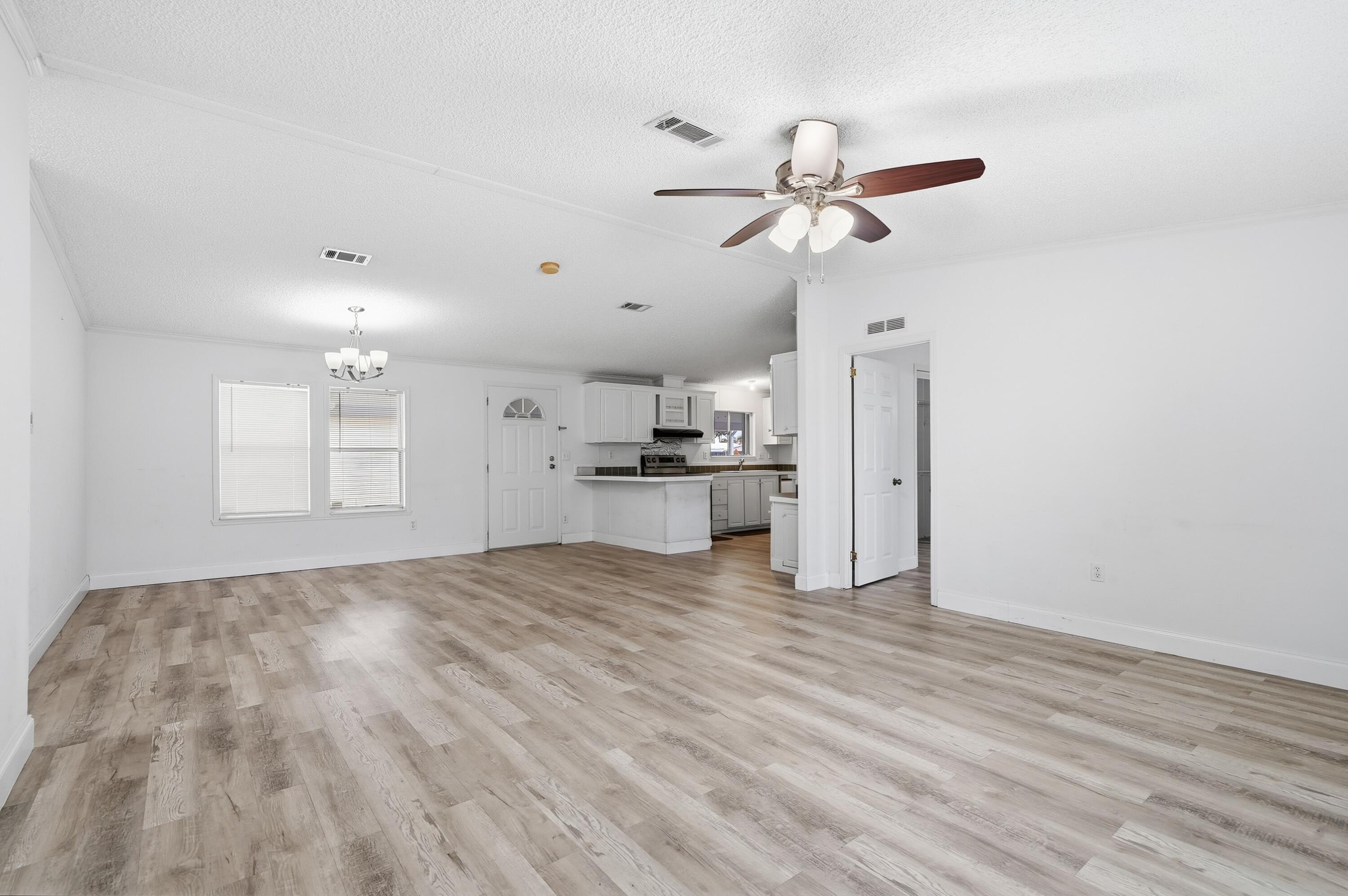 SANDALFOOT COVE SEC 1 - Residential
