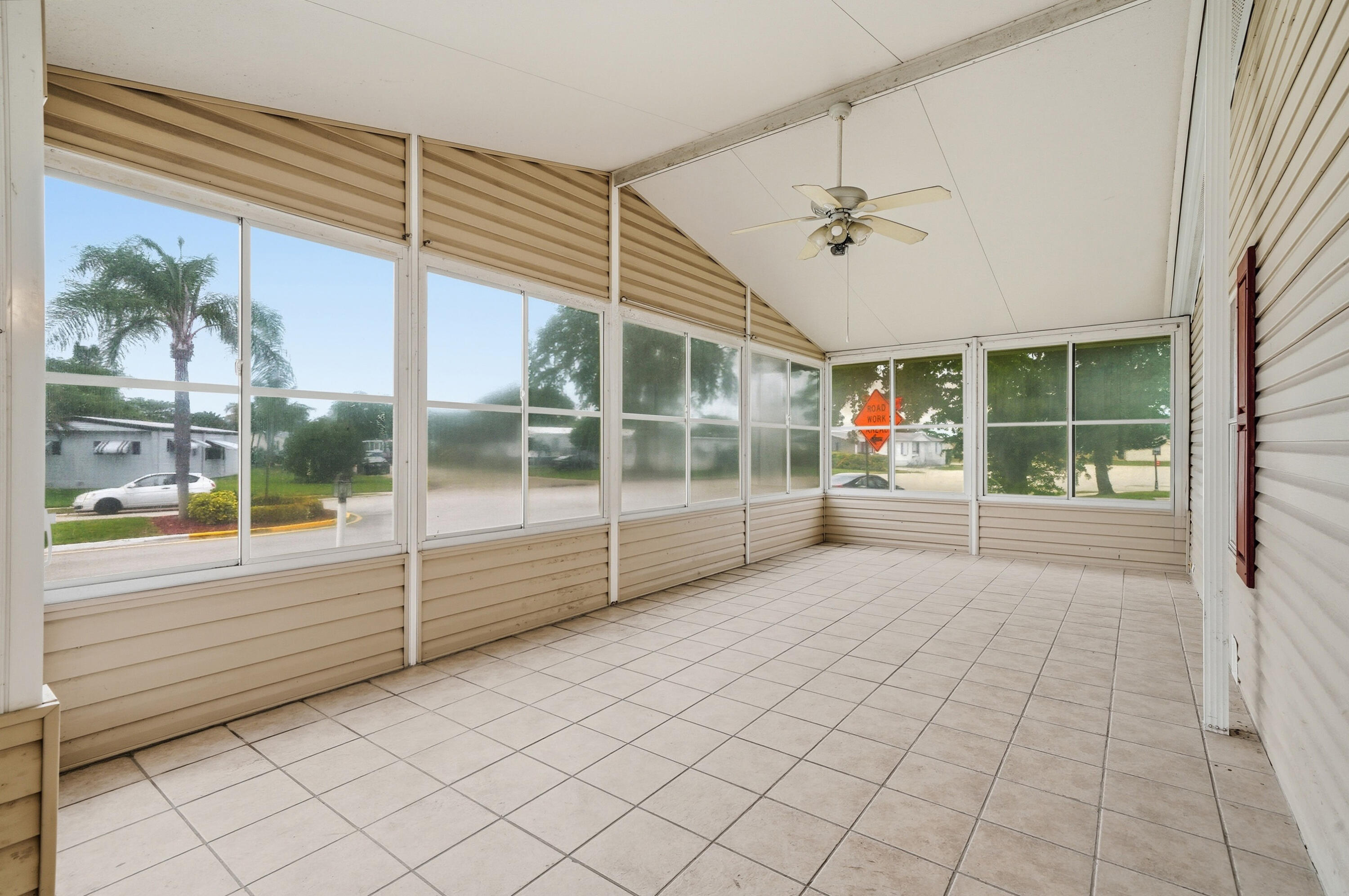 SANDALFOOT COVE SEC 1 - Residential