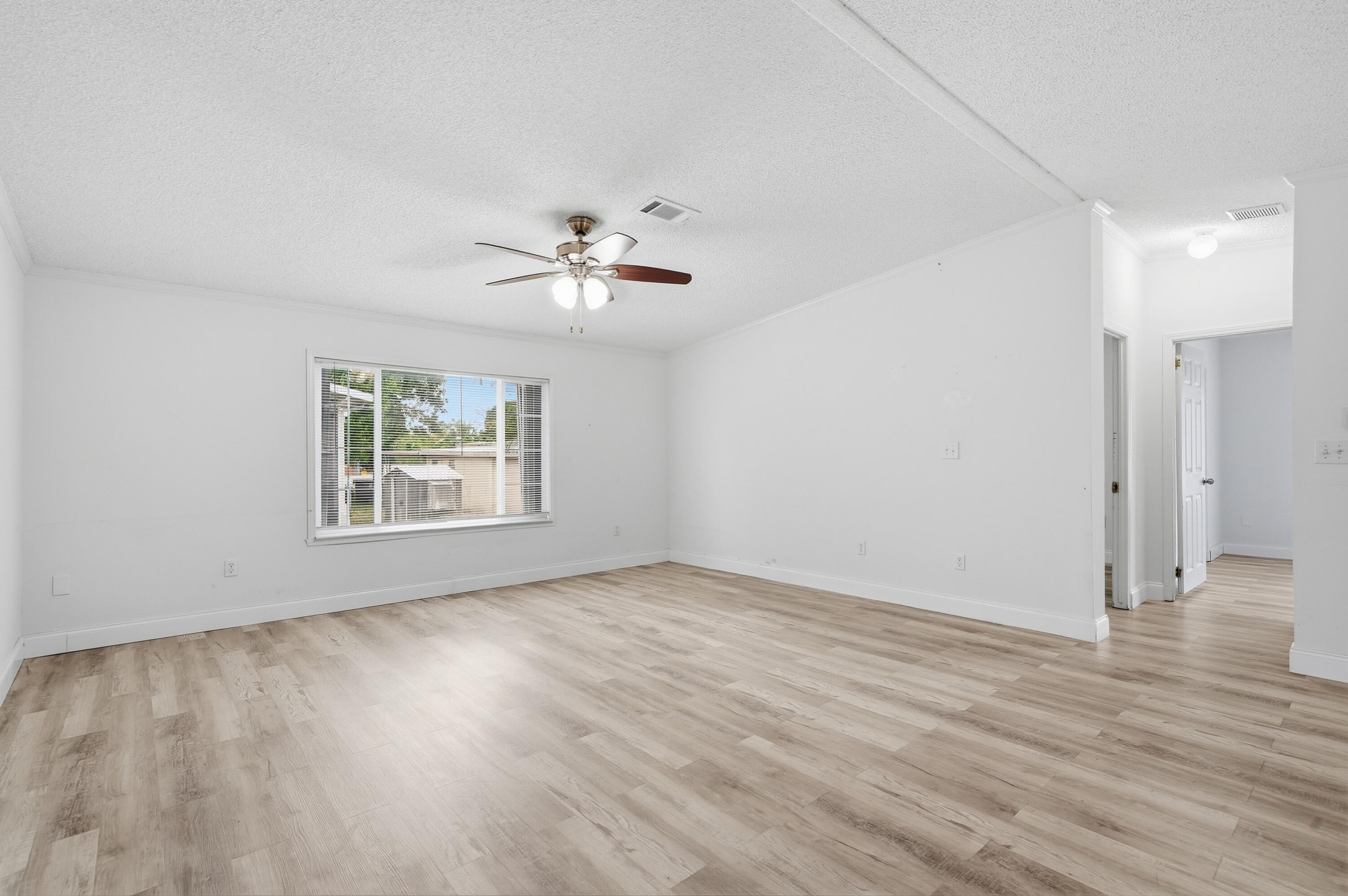 SANDALFOOT COVE SEC 1 - Residential