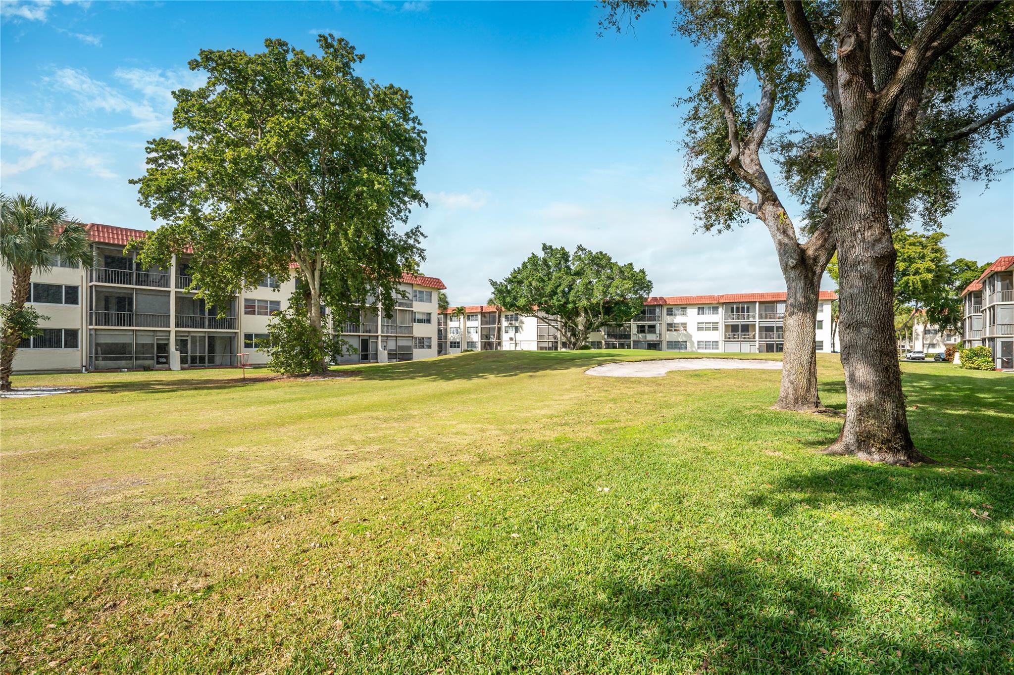 Hollybrook Golf & Tennis - Residential