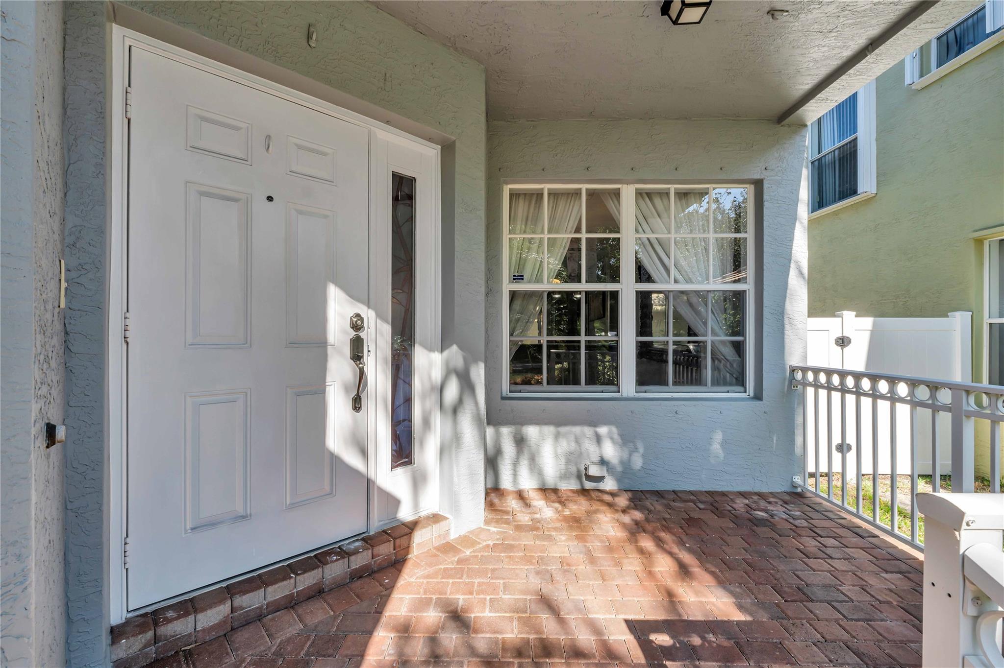 5045 Northern Lights Dr