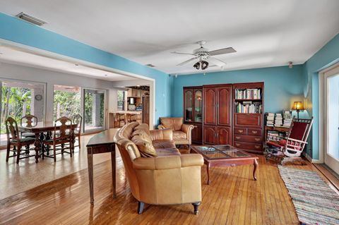 A home in Lake Worth Beach