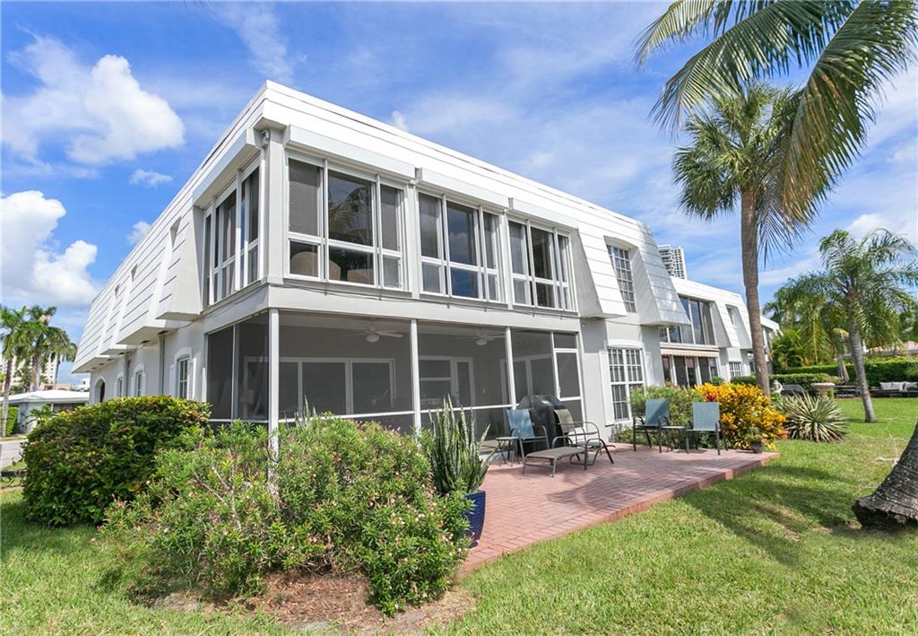 The Bay Island Villas - Residential