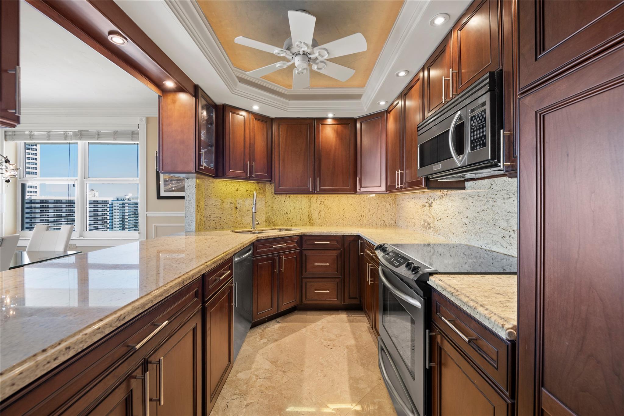 CORAL RIDGE TOEWERS EAST - Residential