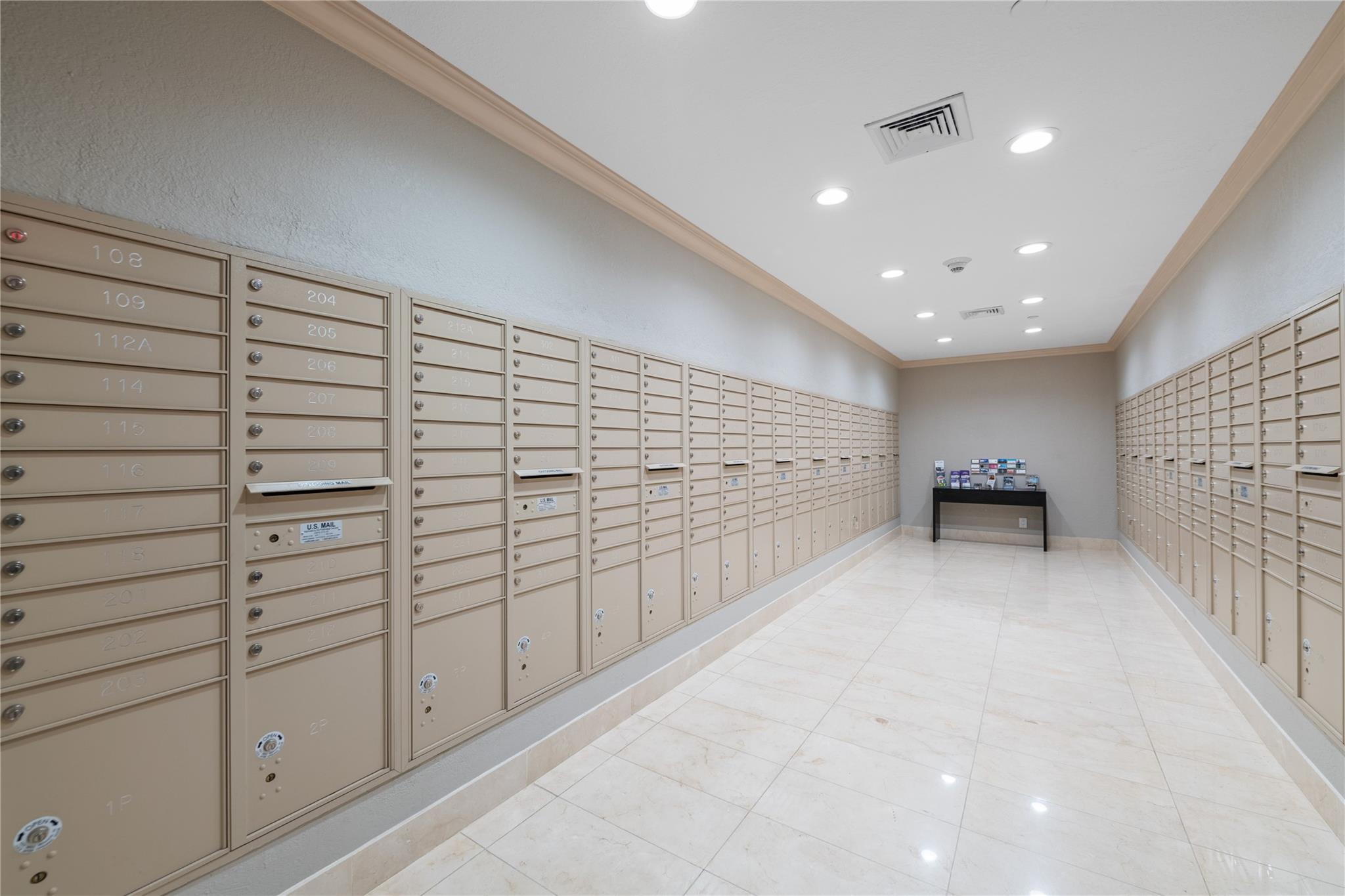 CORAL RIDGE TOEWERS EAST - Residential