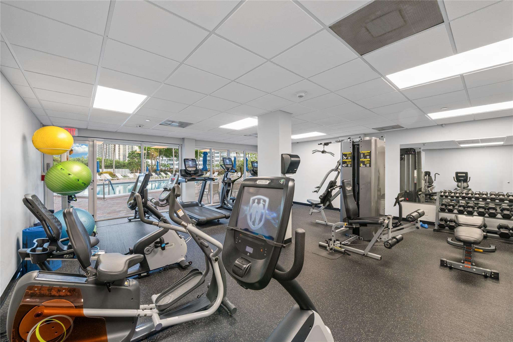 CORAL RIDGE TOEWERS EAST - Residential