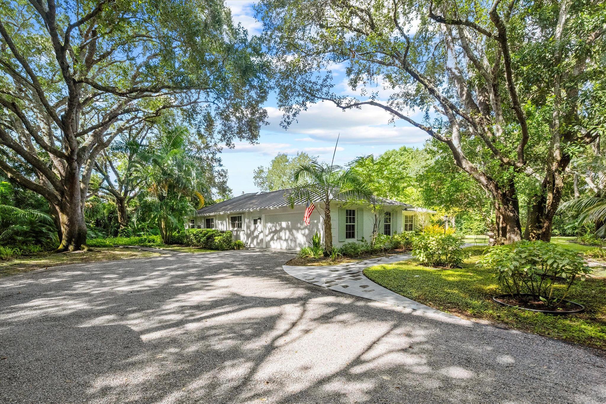 PENNOCK POINT - Residential