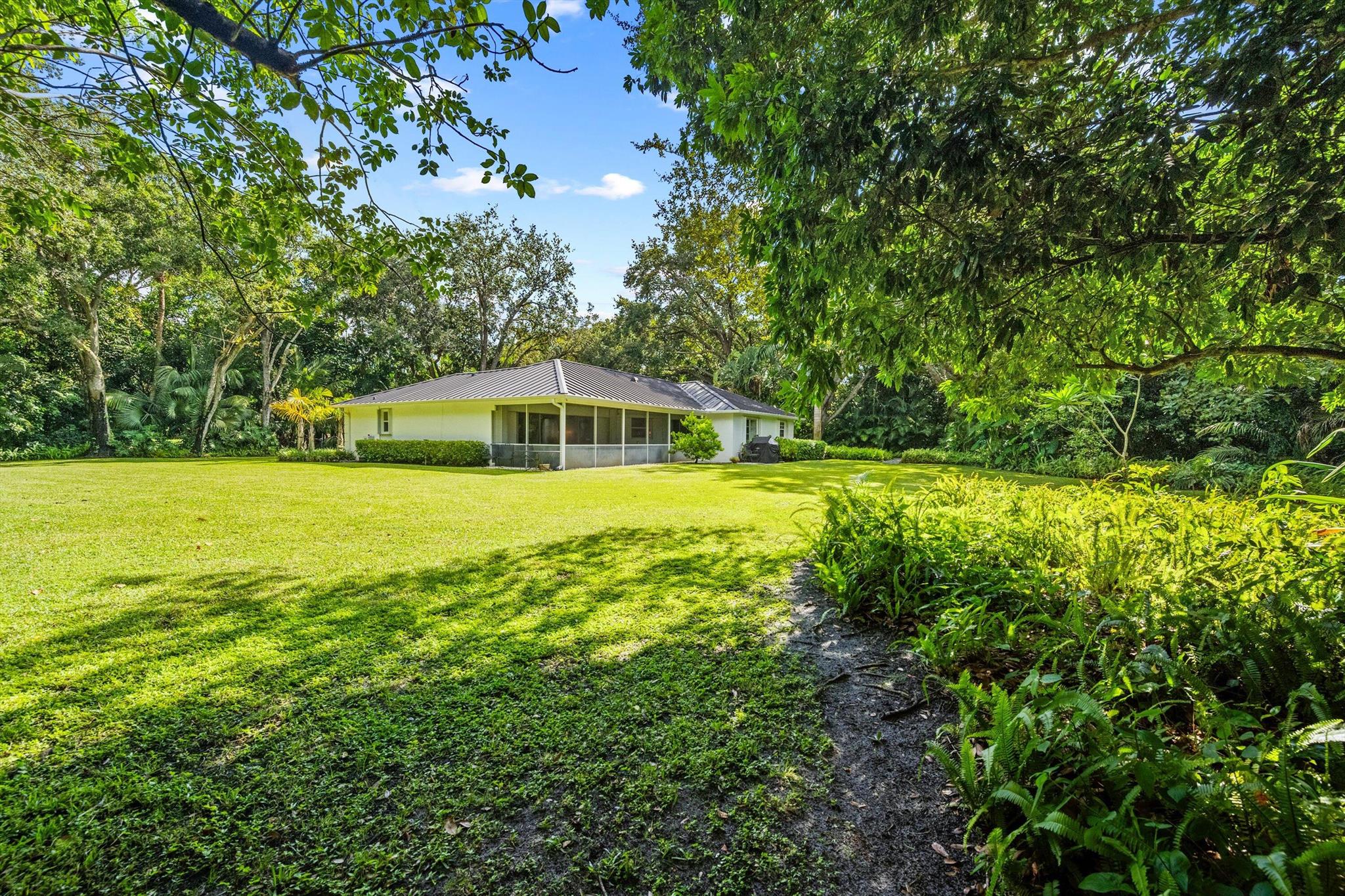 PENNOCK POINT - Residential