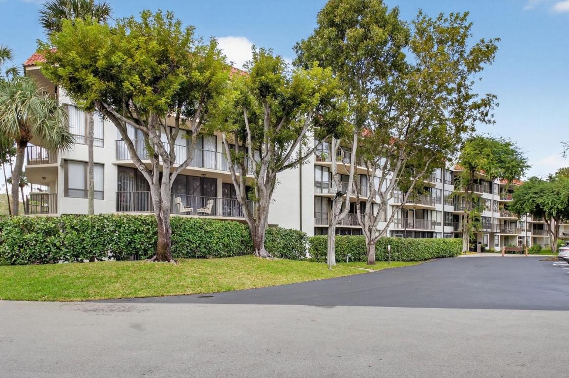 PORTA BELLA EAST AND PORTA BELLA SOUTHWEST CONDO A - Residential