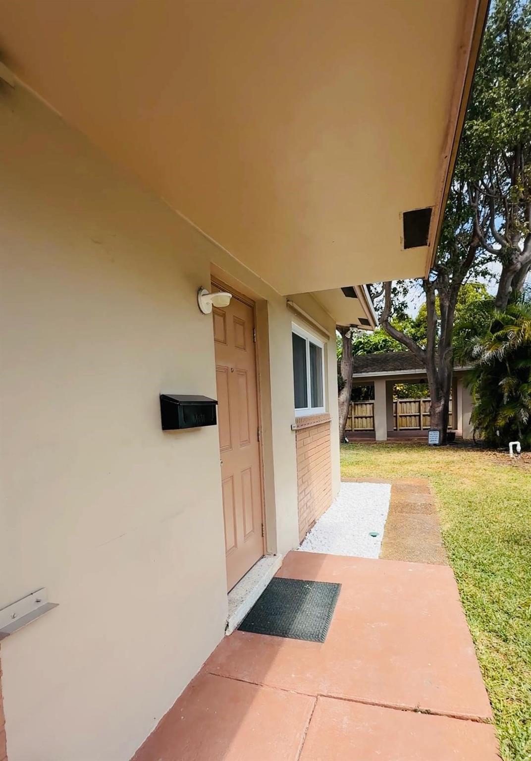 DANIA HEIGHTS EXT - Residential Lease