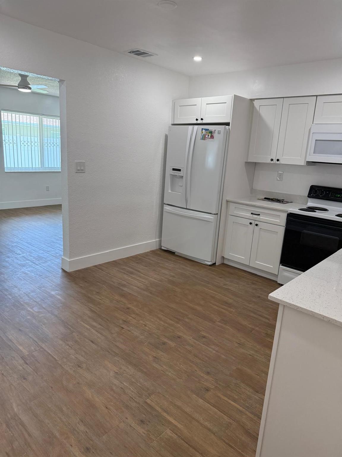 DANIA HEIGHTS EXT - Residential Lease