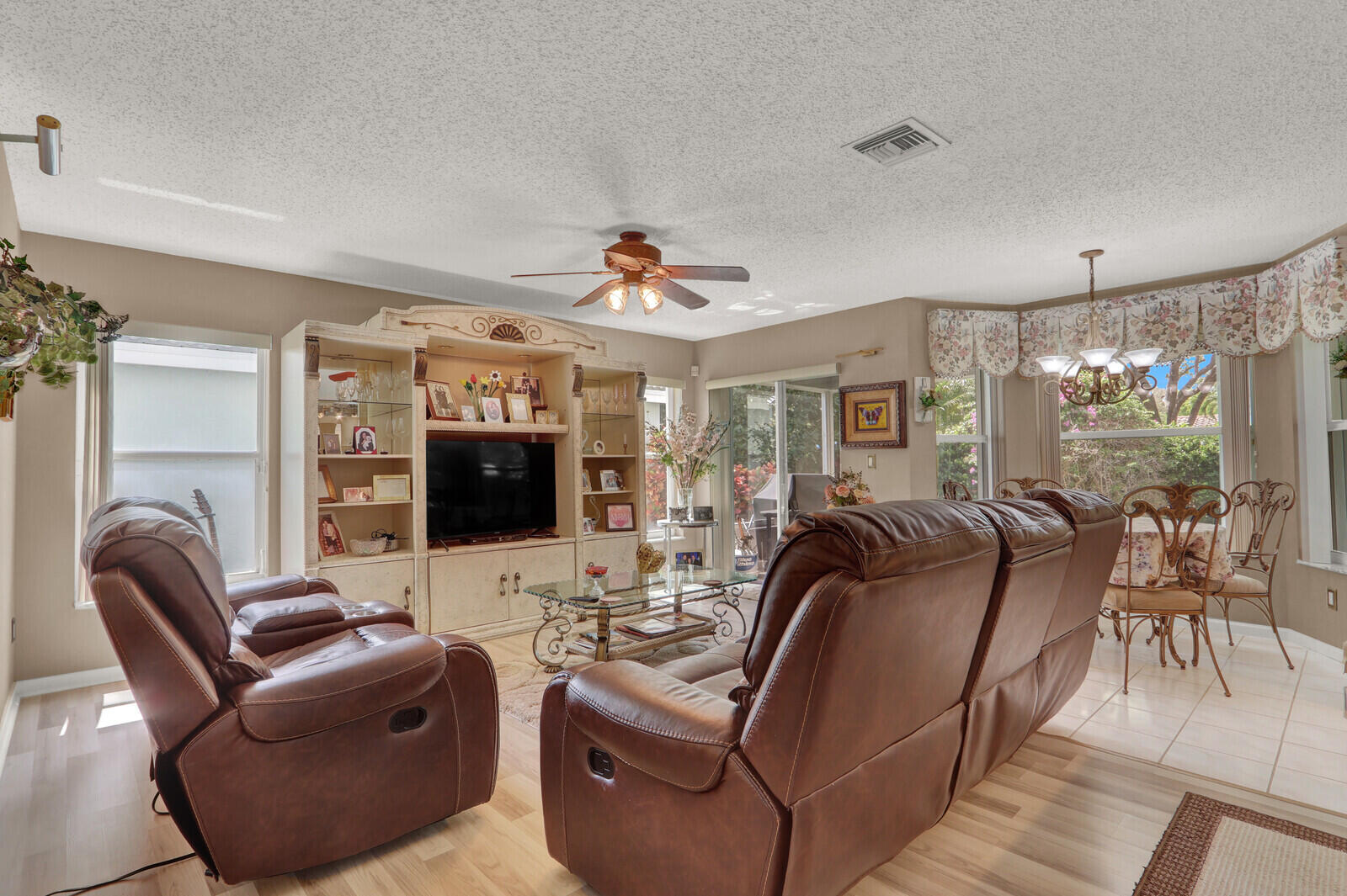 NAUTICA - Residential