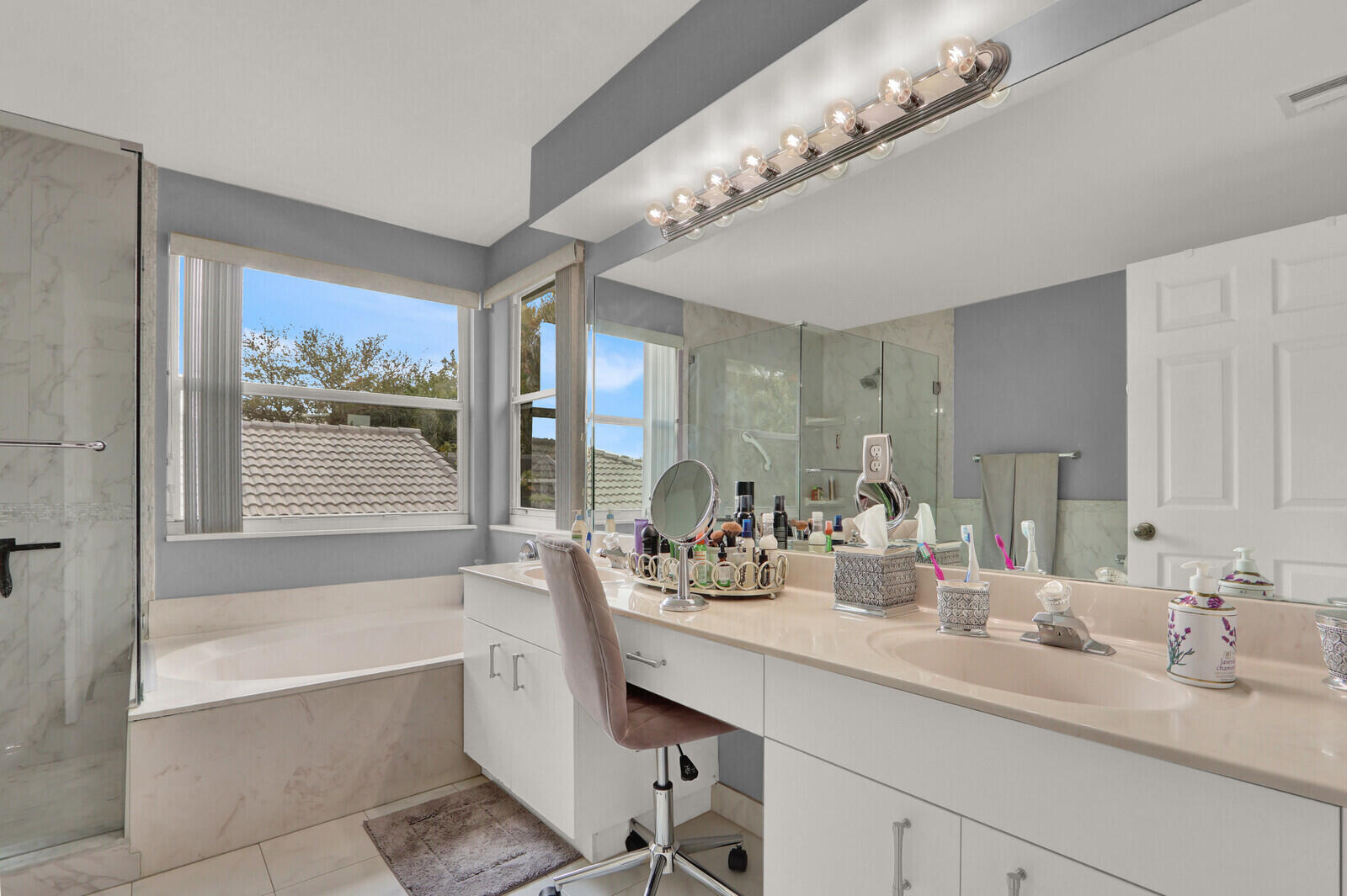 NAUTICA - Residential