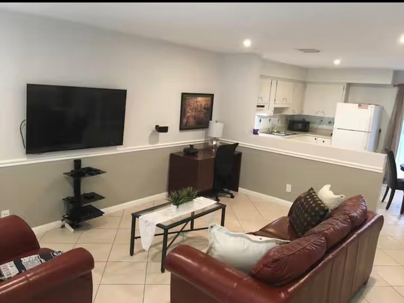 5712 NE 17th Terrace 5712