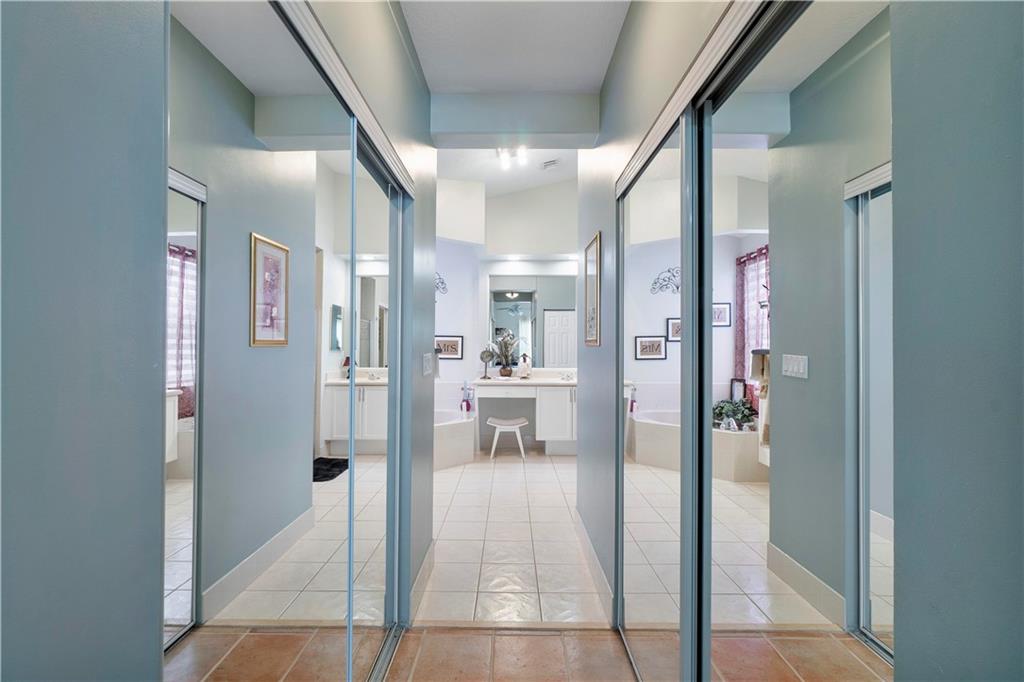 Sunset Lakes Two 166-24 B - Residential