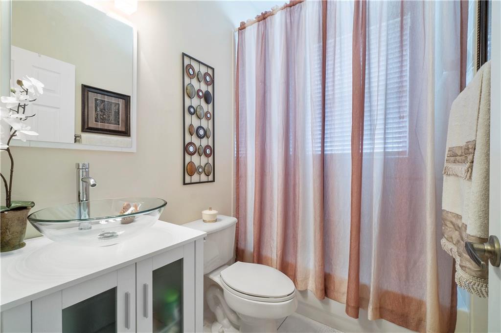 Sunset Lakes Two 166-24 B - Residential