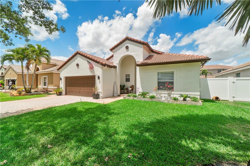 Sunset Lakes Two 166-24 B - Residential