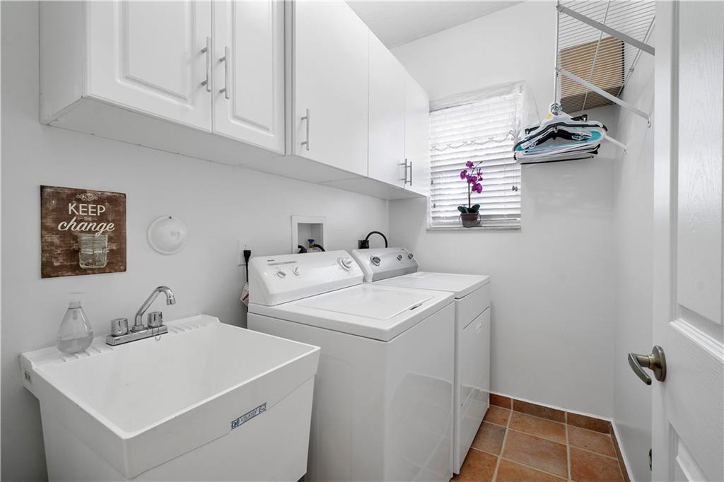 Sunset Lakes Two 166-24 B - Residential