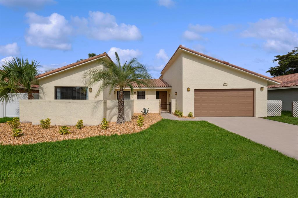 Well maintained 4/2 in desirable Coquina Lakes. This property has been freshly painted inside and out and features an open floor plan, high ceilings and a walk in closet. This home won't last. Schedule your showing today!