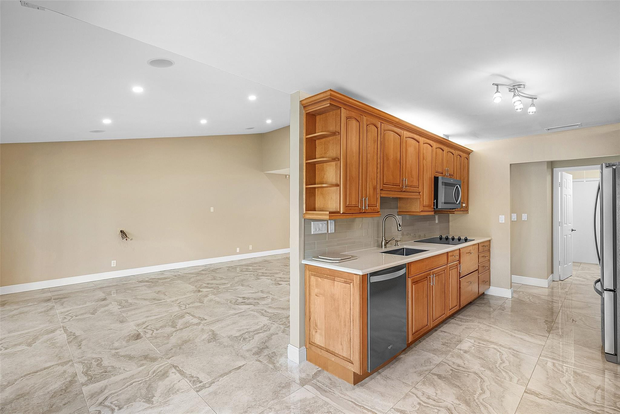 Camino Woods 02 - Residential