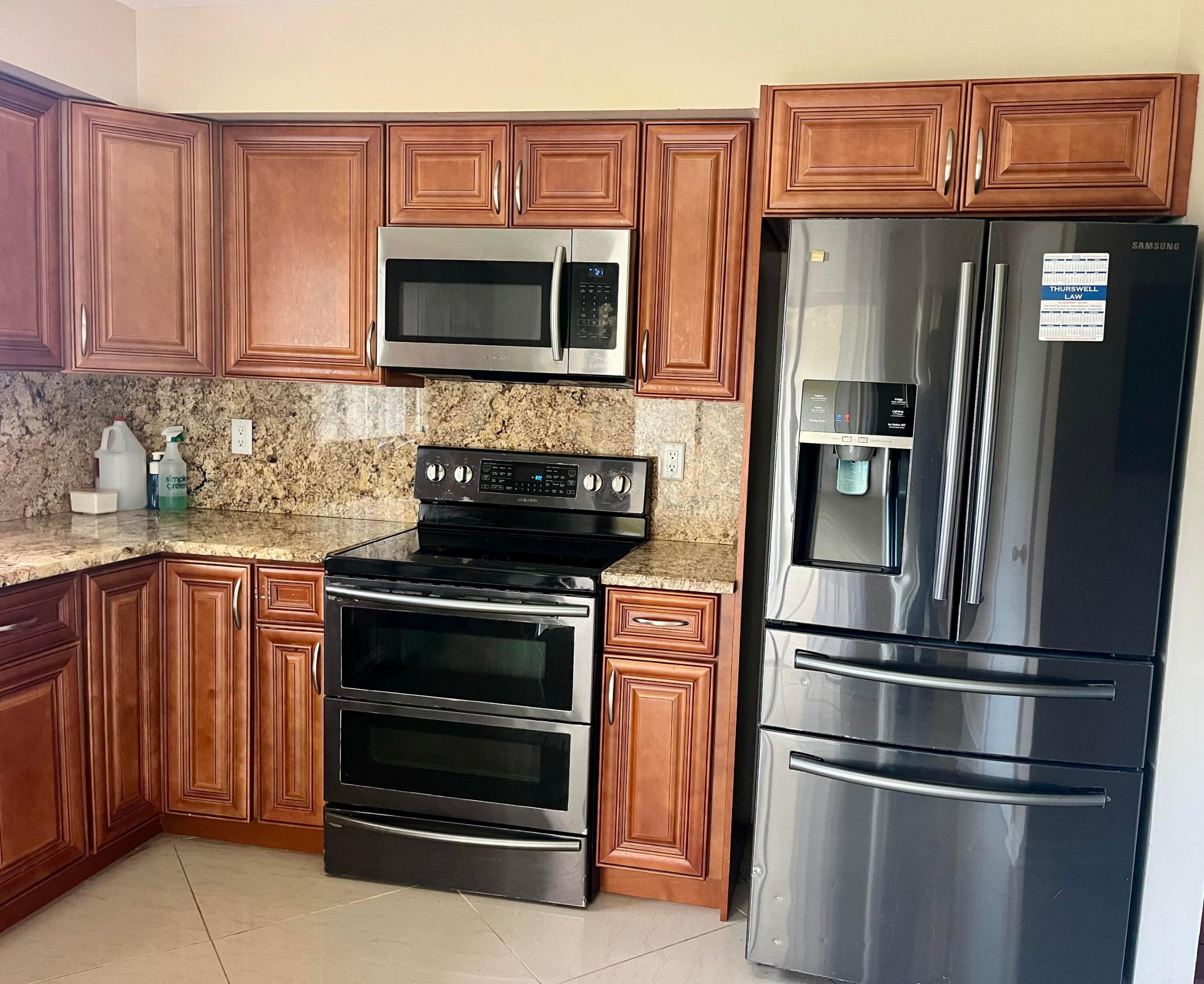 GREENTREE VILLAS CONDO - Residential