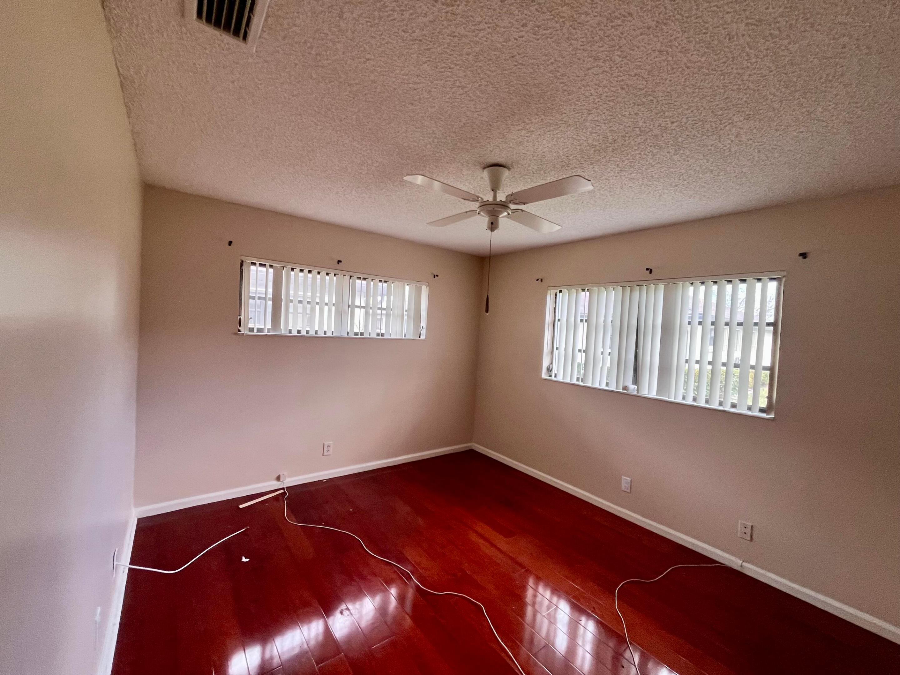 GREENTREE VILLAS CONDO - Residential