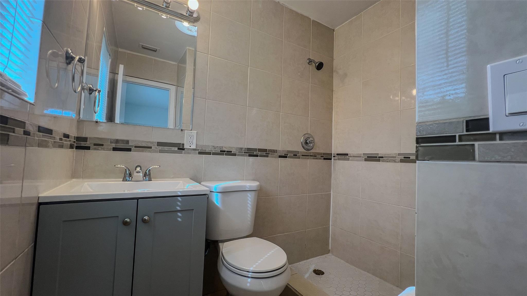 Larkdale - Residential Lease