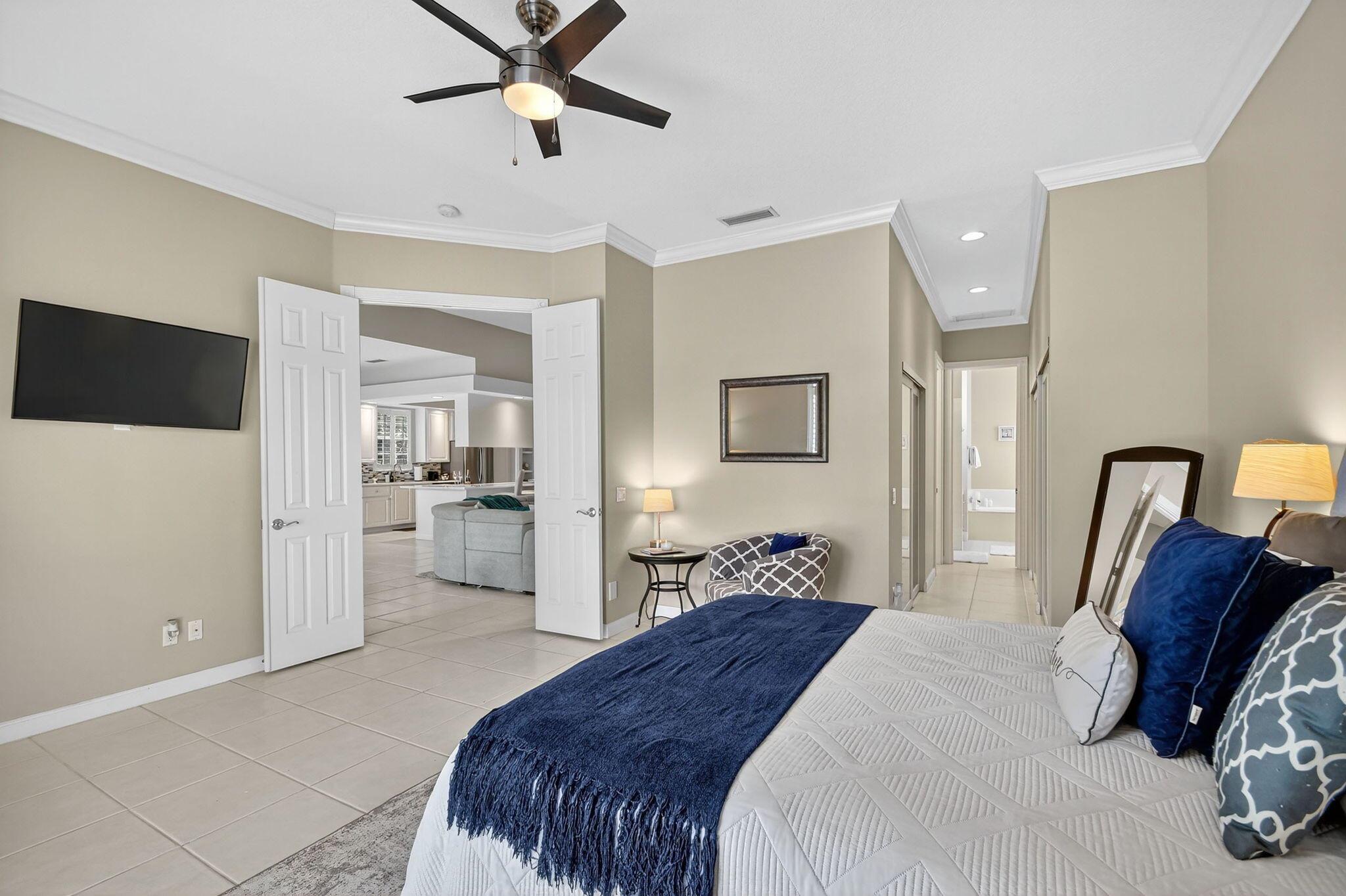 Wellington, Florida 33414, United States, 3 Bedrooms Bedrooms, ,3 BathroomsBathrooms,Residential,Pending,209613